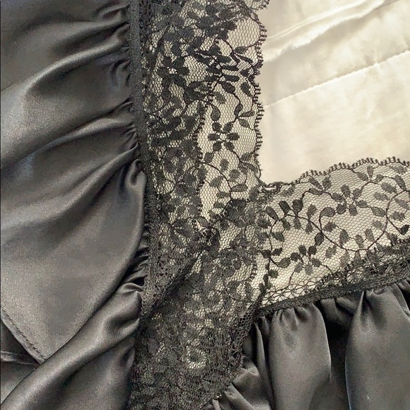 Vintage Bodysuit 🖤 - Picture 2 of 4